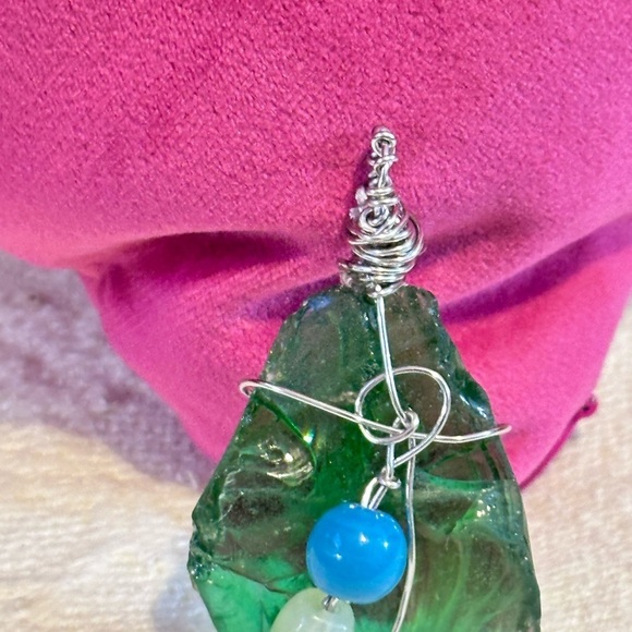 Green Glass and beads Wire-Wrapped Pendant Handmade Jewelry brut Art 4174-4170 B - Picture 7 of 11